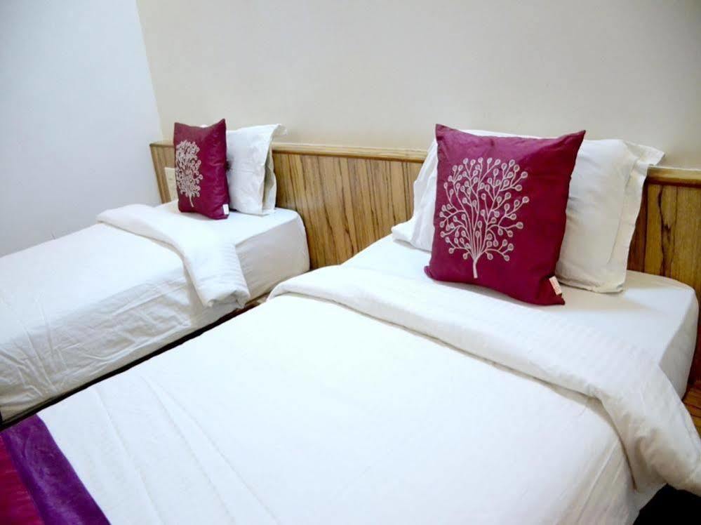 Oyo 24197 Saptaruchi Pimpri-Chinchwad Exterior photo