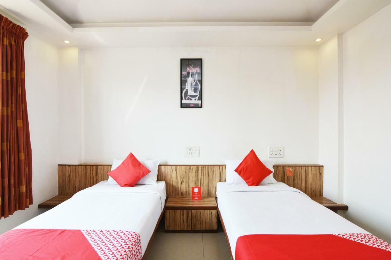 Oyo 24197 Saptaruchi Pimpri-Chinchwad Exterior photo